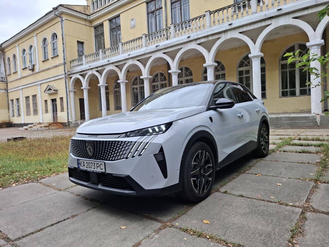 おがりん様 Огляд Peugeot 3008 1.2 Hybrid: комфорт майбутнього у знайомому форматі